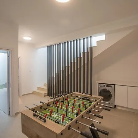 Villa Rent Your Dream Holiday And Look Forward To Relaxing Beside Your Private Pool 1704 Protaras